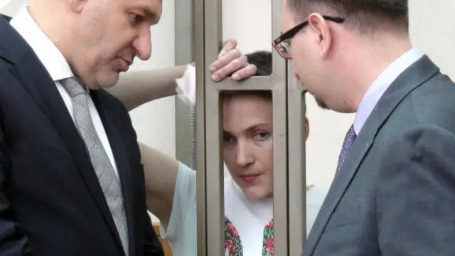 В России Надежду Савченко обвиняют в причастности к гибели двух российских журналистов