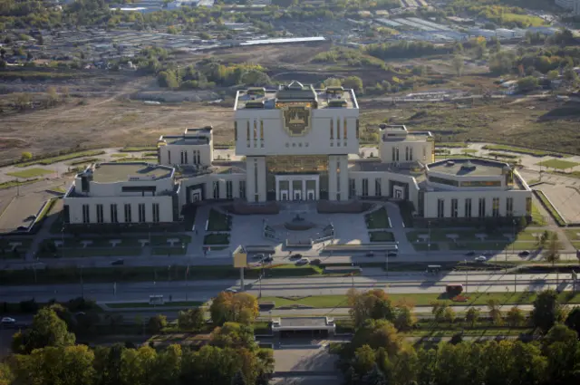 Снос гаражей на территории, переданной МГУ, уже начался