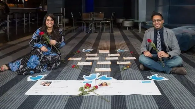 Sulmia Damia dan tunangannya di Twitter