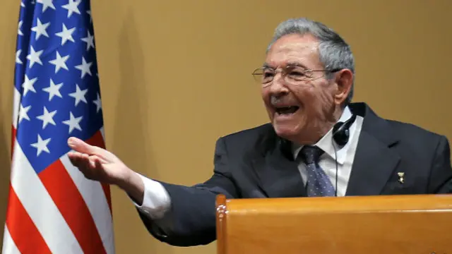 El presidente Raúl Castro se mostró alterado cuando le preguntaron en la rueda de prensa sobre los derechos humanos en la isla