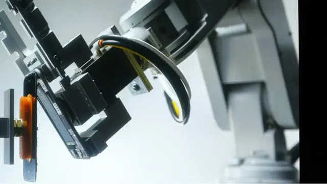 Apple'ın lansmanı yapılan yeni telefonu iPhone SE, iPhone 4 ve 5 ile aynı ekran boyutuna sahip.