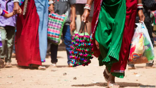 भगोरिया मेले में आदिवासी महिलाएं