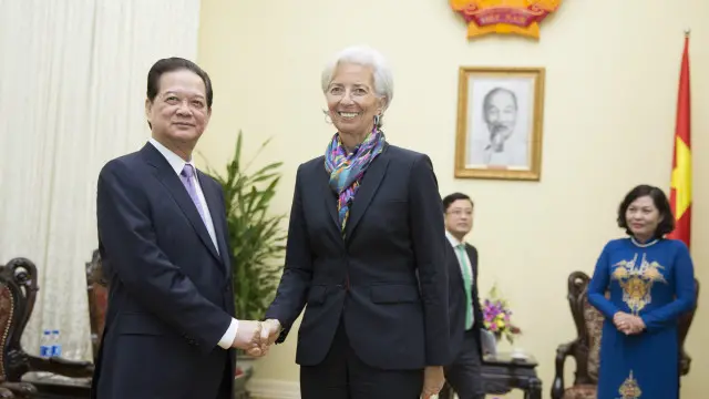 Nợ chính phủ tại Việt Nam đã vượt giới hạn quy định
