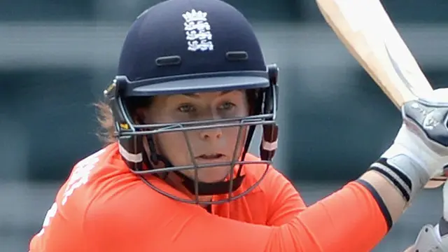 بومونٹ نے انگلینڈ کی جانب سے سب سے زیادہ رنز بنائے