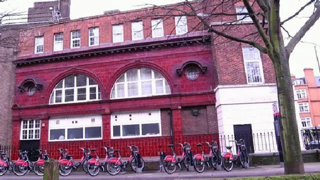 Станція метро, яку купили для Дмитра Фірташа