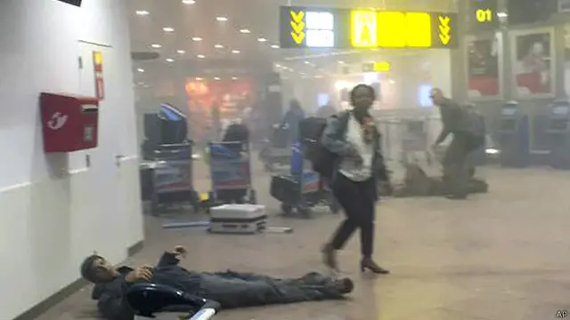 Un herido en el suelo