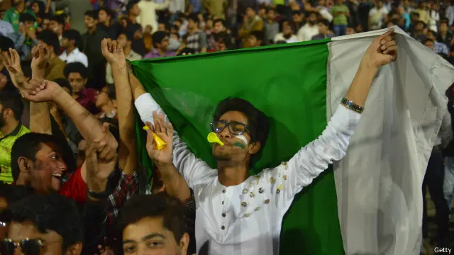 موہالی میں بھارت کے خلاف میچ میں شاہد آفریدی نے بھی کشمیری شائقین کرکٹ کا ذکر کیا تھا