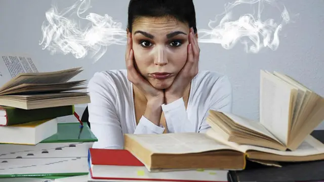 Девушка перенапряглась