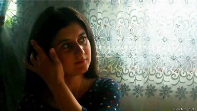 Azərbaycanlı jurnalist İzolda Ağayevanın ölkədən çıxışına qadağa qoyulub. 