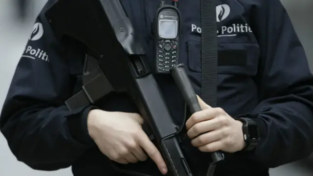 ब्रसेल्स में सुरक्षाकर्मी