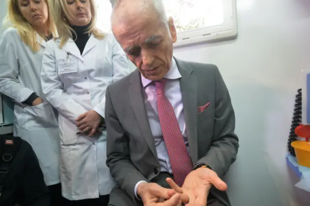 Геннадий Онищенко