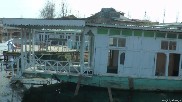 कश्मीर हाउस बोट