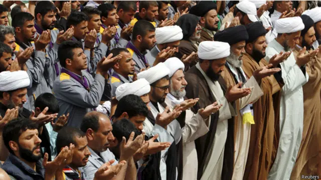 بدأ أنصار التيار الصدري اعتصاما امام بوابات المنطقة الخضراء في وسط بغداد منذ قرابة أسبوعين