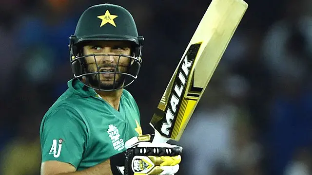 شاہد آفریدی بطور کھلاڑی اپنی کرکٹ جاری رکھیں گے