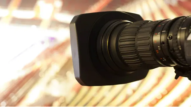 Diqqat! Suratga olmoqdamiz!