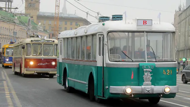 Троллейбусы