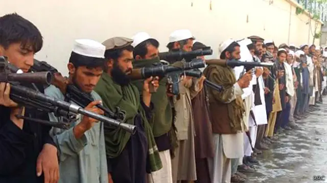 د ټولو له منځه یوازې لسو کسانو يې د داعش تر قومندې لاندې جګړه کوله او پاتې نورو ویل په طالبانو پورې تړلي.