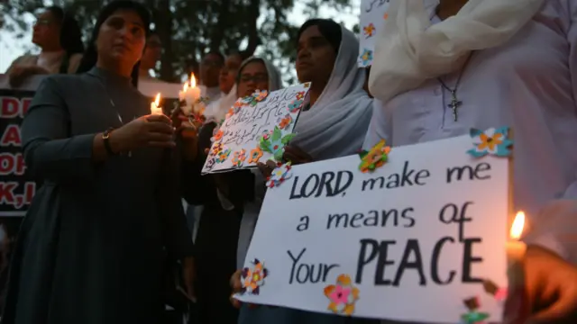 صوبائی حکومت کی طرف سے گلشن اقبال حملے کے بعد پنجاب بھر میں تین روز سوگ کے اعلان کیا ہے ۔