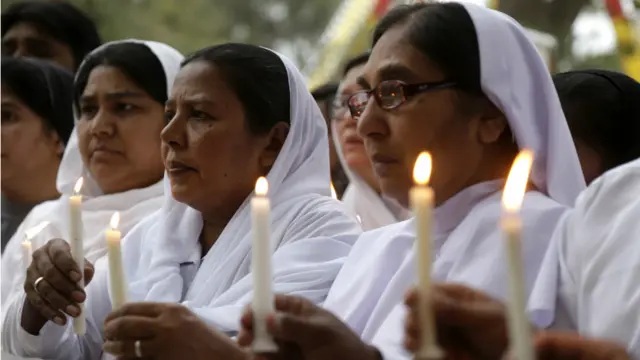 ’لاہور تو ایک دوسرے تک پہنچنے کے لیے پل بنانا سیکھاتا تھا۔۔۔ہم میں برادشت کا مادہ تھا‘