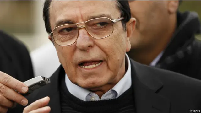 رياض نعسان اغا