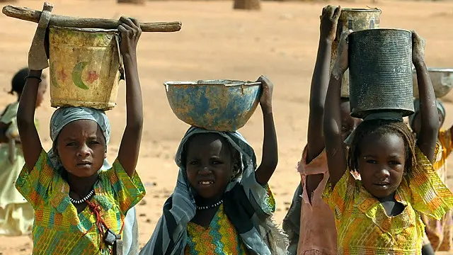 أدت النزاعات المسلحة في السودان إلى تشريد العديد من الأطفال