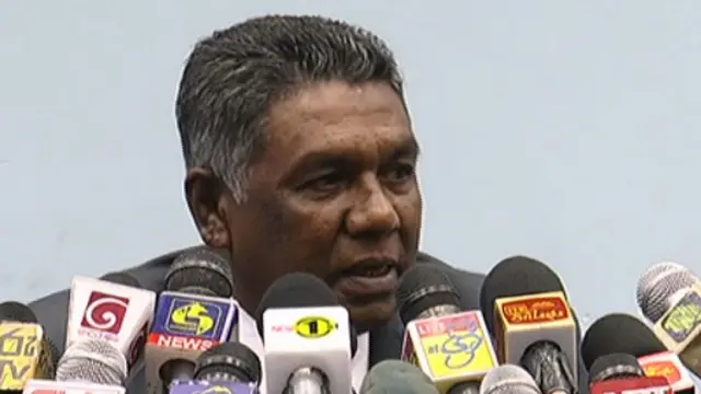 ප්‍රභූ ආරක්ෂාවට යුධ හමුදාව යෙදවීම නිත්‍යානුකූල නොවන බවයි ආරක්ෂක ලේකම්වරයා ප්‍රකාශ කළේ