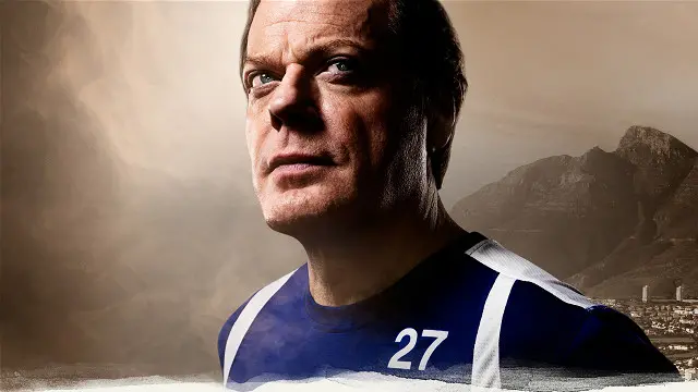 Eddie Izzard corrió este año en Sudáfrica durante 27 días en homenaje a su héroe Nelson Mandela, quien pasó 27 años en la cárcel.