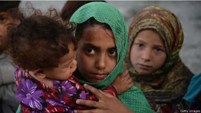 په افغانستان کې د ناکراریو له امله ډېر ماشومان له خپلو کورونو تښتېدلي