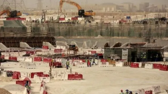 قالت منظمة العفو إنه يجب زيادة أعداد العاملين في مواقع كأس العالم لترتفع عشرة أضعاف إلى حوالي 36 ألفا في العامين المقبلين