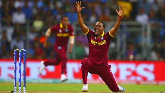 ساتویں اوور میں لیگ سپنر سیموئیل بدری نے روہت شرما کو دوسری گیند پر ایل بی ڈبلیو کردیا۔ انھوں نے 43 رنز بنائے۔