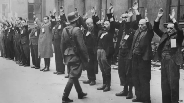 नाज़ी कैंप