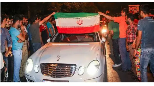 به نظر می‌رسد حکومت اسلامی صاحب هواداران جدیدی شده است که نه تنها دیگر مرگ‌طلب نیستند، که به شکلی هیستریک لذت‌طلب هستند. این لذت‌طلبی اما با یک سیاست زندگی حقیقی فاصله دارد چرا که بیشتر از آنکه به استعلای زندگی فکر کند آن را در هیچ‌انگاری زیست‌شناختی غرق می‌کند.