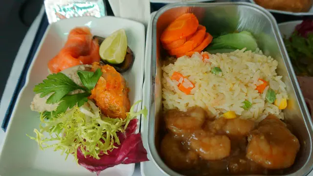 Una comida de avión