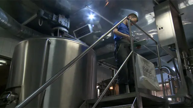 На пивоварне