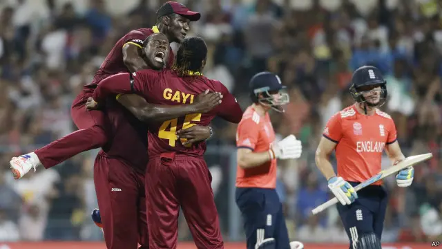 ڈیرن سیمی کی قیادت میں ویسٹ انڈیز نے دو مرتبہ آئی سی سی ورلڈ ٹی ٹوئنٹی ٹورنامنٹ جیتا ہے 