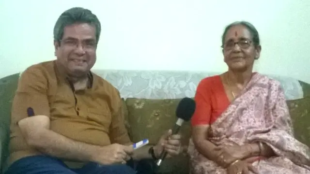 मनोहर श्याम जोशी की पत्नी भागवती जोशी के साथ रेहान फ़ज़ल.