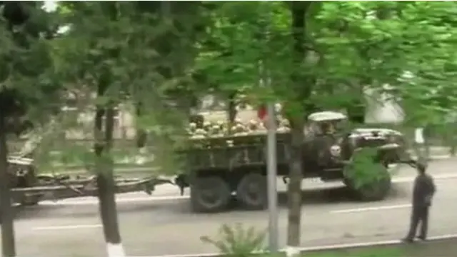 Azerbaycan sınırına çok sayıda Ermeni askeri sevk edildi.