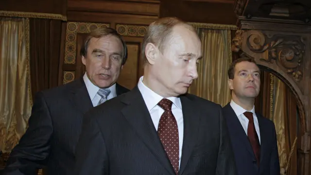 Президент Путин Панама ҳужжатлари сиздирмаларида “коррупциянинг ҳеч қандай унсури” йўқлини айтган.