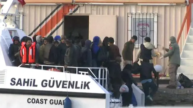 گذشتہ پیر کو تقریبا جن 200 سو پناہ گزینوں کو یونان سے ترکی واپس بھیجا گیا تھا اس میں سے بیشتر کا تعلق پاکستان سے تھا