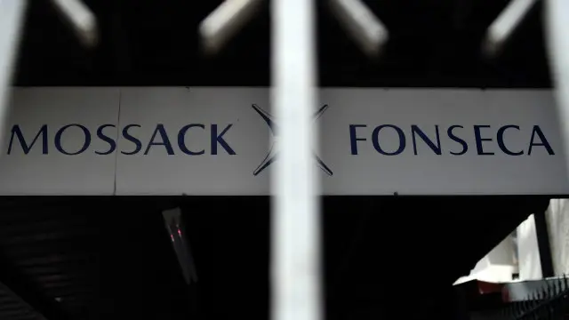 Mossack Fonseca adalah sebuah firma hukum asal Panama yang kerap disewa untuk mendirikan perusahaan di yurisdiksi bebas pajak luar negeri (offshore company). 
