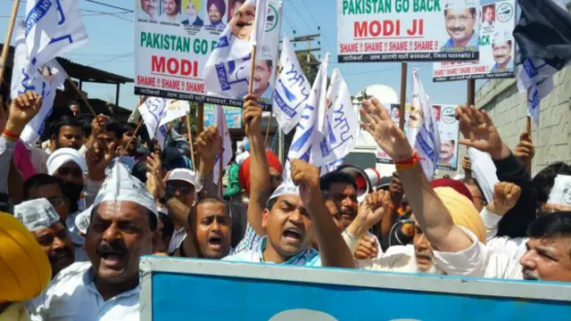 पठानकोट में प्रदर्शन करते कपिल मिश्र.