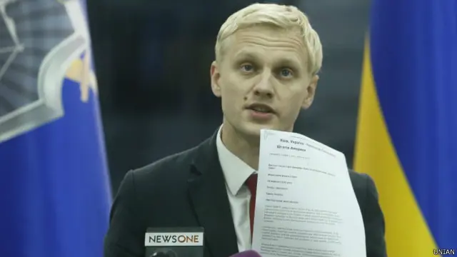 Із інформацією про можливу наявність офшорних рахунків у чинного українського президента, фактично, нема куди піти, - вважає Віталій Шабунін