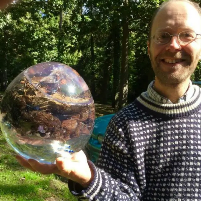 Экспонат музея экскрементов на острове Уайт, Британия.