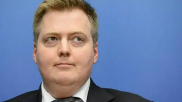 පැනමා ලිපිගොණු හේතුවෙන් තනතුරු අහිමි වූ පළමු වැන්නා වන්නේ අයිස්ලන්ත අගමැතිවරයායි