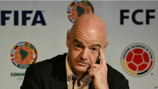 Infantino, görevini kullandığı iddiasını reddediyor.