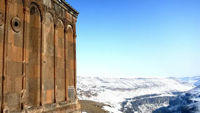 Внешняя стена церкви св. Григория Просветителя