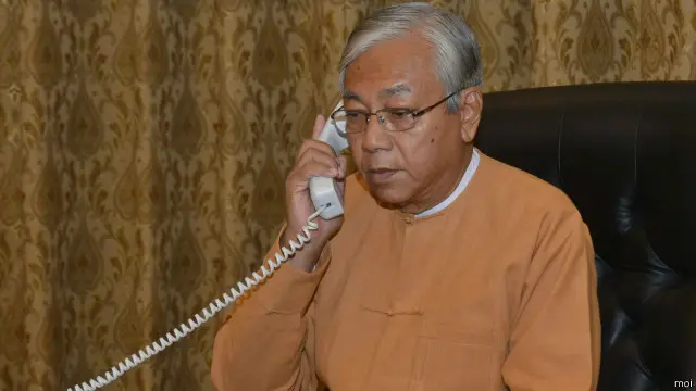 ဦးထင်ကျော် သမ္မတအဖြစ် ရွေးချယ် တင်မြှောက် ခံရတာဟာ ဒီမိုကရေစီရေး ရှေ့ရှုတဲ့ ခြေလှမ်းတရပ် ဖြစ်တယ်လို့ သမ္မတ အိုဘားမား ဖုန်းဆက် ချီးကျူး