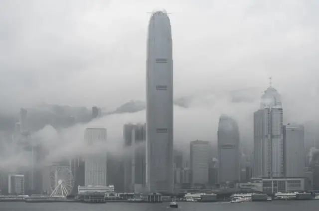 Hầu hết nguồn tiền từTrung Quốc được cho là chảy qua ngả Hong Kong
