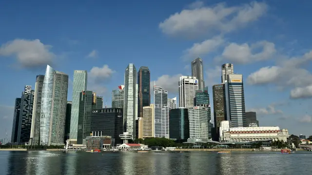 سنگاپور کا شمار ایشیا کے ان پرکشش مراکز میں ہوتا ہے جہاں آف شور کھاتوں کی تعداد زیادہ ہے
