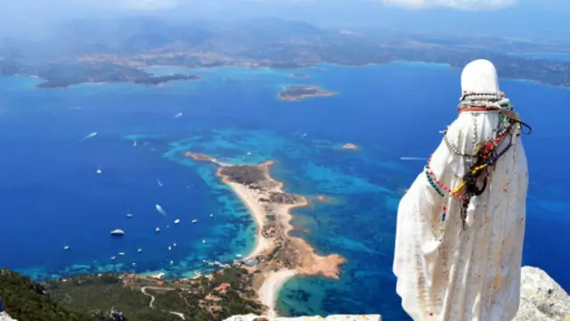 意大利塔沃拉腊王国(图片来源:艾略特•斯坦)